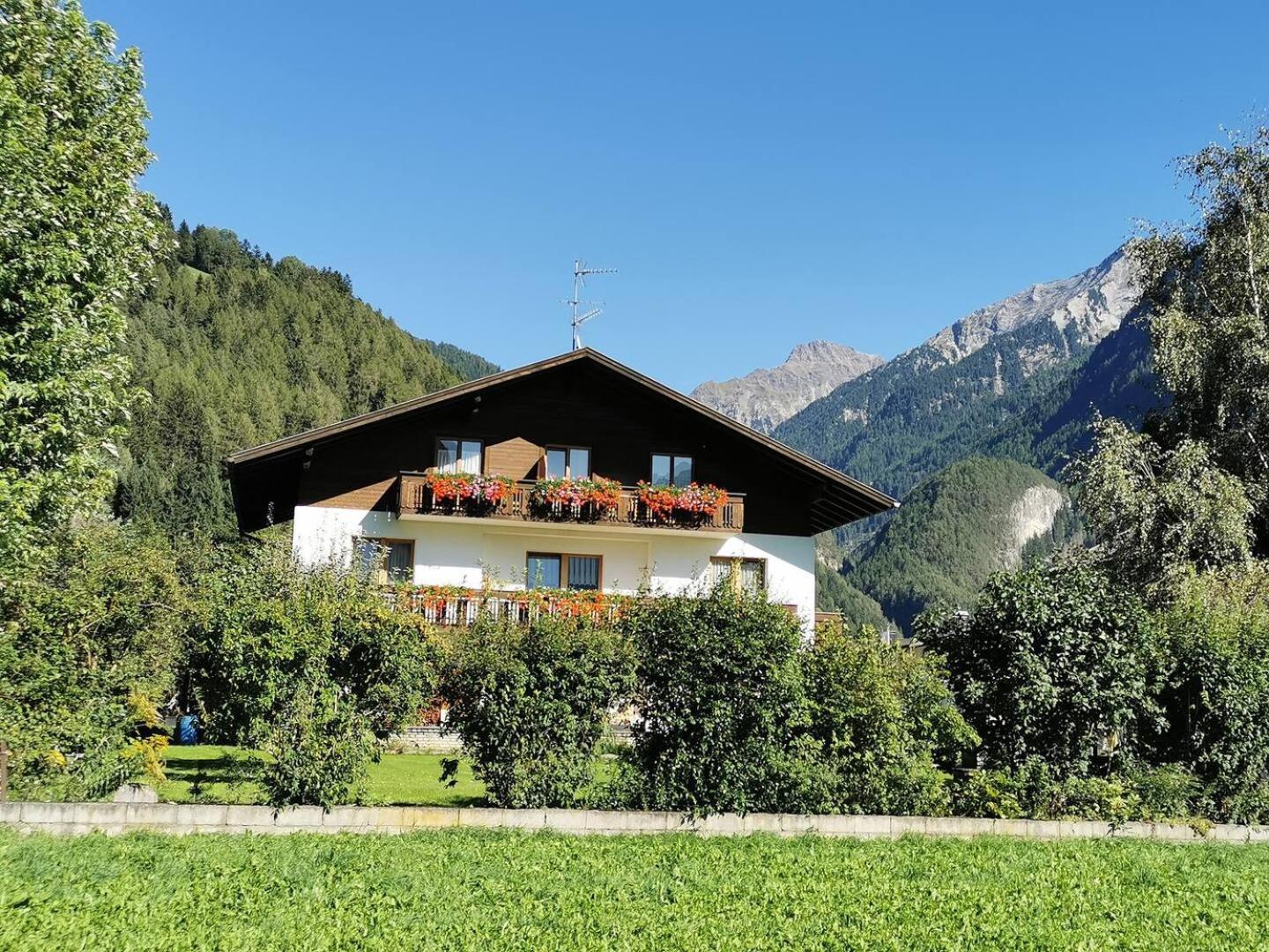 Apartments Steger Sand In Taufers Campo Tures Exterior foto